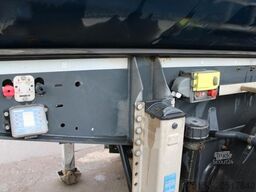 SCHWARZMÜLLER Kippmulde 28 m³ - deck - LIFT Nr.: 056