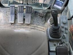 HITACHI ZX225USLC-5B COMPACT VERSTELLER Nr.: 613