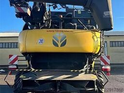 New Holland CR 9.90