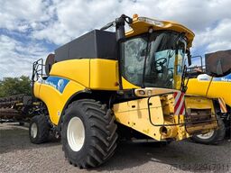 New Holland CR 980