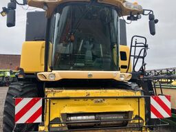 New Holland CR 980