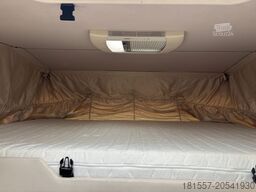 NIESMANN+BISCHOFF Flair 710i CW Automatik, Autark, Luftfahrwerk