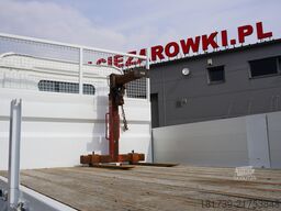 Mercedes-Benz Arocs 2633 flatbed truck / Crane FASSI