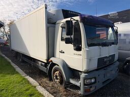 MAN LE 15.220 4x2 Box Truck with Tail Lift and Refrige