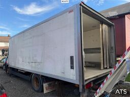MAN LE 15.220 4x2 Box Truck with Tail Lift and Refrige