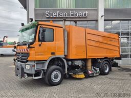 MERCEDES-BENZ Actros 2032 A 4x4 Bucher STKF 9500 Airport 30x
