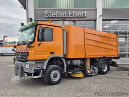 MERCEDES-BENZ Actros 2032 A 4x4 Bucher STKF 9500 Airport 30x