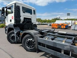 MAN TGS 35.360 8x2  3- Lenkachsen