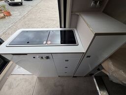 BÜRSTNER Delfin C 621