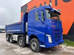 Volvo FH 540 8x4 RETARDER / TANDEM AXLE LIFT / BOX L=...