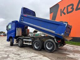 Volvo FH 540 8x4 RETARDER / TANDEM AXLE LIFT / BOX L=...