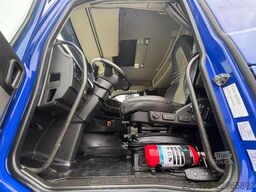 Volvo FH 540 8x4 RETARDER / TANDEM AXLE LIFT / BOX L=...