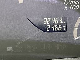 Mercedes-Benz L 17 RHD