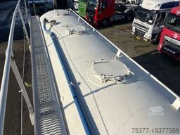 Benalu Cement , 58 / 60  m3 , air suspension, Feldbind...