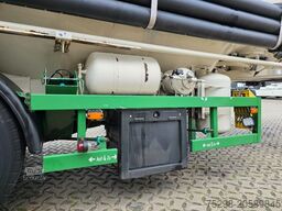  Köhler BSCX31/51/A  / 51.000 l / Lenkachse