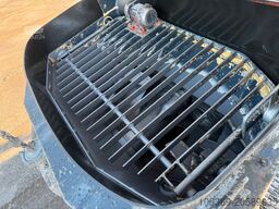 SCANIA P410 6x4 Liebherr THP 140 H 24 M4XH Concretepump