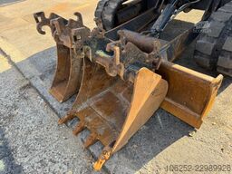 DOOSAN DX 62 R-3 6.2T - *FULL HYDR - *CENTRAL GREASING...
