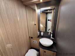 MALIBU T 480 RB QB K+ACC+Markise+TV+LED+Kaffeemaschine