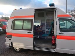VW T5 Transporter Hochdach lang/KTW/Klima/FN: A91