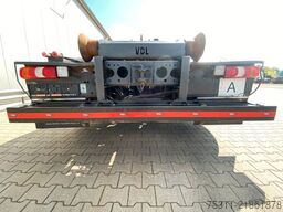 MERCEDES-BENZ Arocs 3240 8x4 Tridem VDL 25T Abrollkipper*Klima