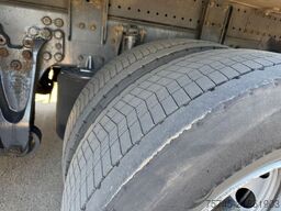 SCANIA P 280 Kühlkoffer mit BÄR Ladebordwand / Kiesling
