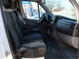 MERCEDES-BENZ Sprinter II Kasten 210 CDI / Nr. 174
