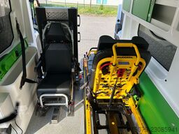 FORD Transit / Trage + Liege + Rampe