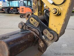 Caterpillar 323E-stock id2
