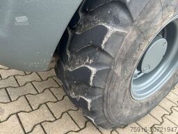 LIEBHERR 506 C Radlader 4x4 Schaufel Schnellwechsler