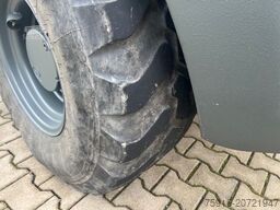 LIEBHERR 506 C Radlader 4x4 Schaufel Schnellwechsler