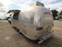Airstream Land Yacht Overlander Catering + Foodtrailer