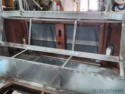 MERCEDES-BENZ Vorgänger Sprinter O 319 Samba mit Faltdach AC