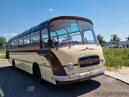 SETRA Kässbohrer Setra S 11