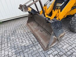 JCB 3CX Plus, 2022 BJ, 3.126 H, 81 KW/ 110 PS