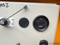  HollandLift Q135DL24-4WD15.50m,B165DL25-4 18.50m
