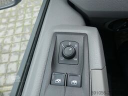 Volkswagen Crafter Kasten 35 2.0 TDi MR LED/AHK/KAM/DAB/NAVI