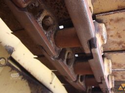 Caterpillar D6E Pipe carrier