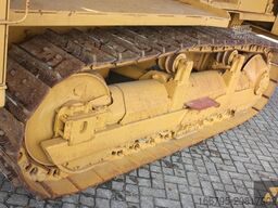 Caterpillar D6E Fuel tanker