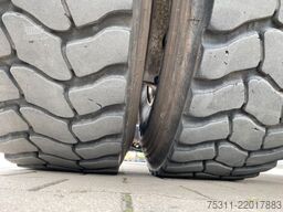 MAN TGS 18.360 4x4H BL*HIAB Abrollkipper*Klima*Hydro