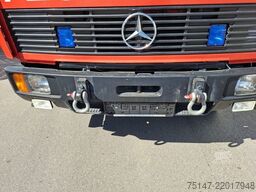 MERCEDES-BENZ 917 AF 4x4 Pritsche + Kran 35tkm EX-Feuerwehr