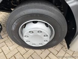 Renault D 12 MED P 4X2 240E6 RENTAL