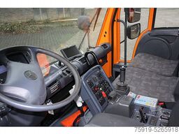Mercedes-Benz UNIMOG 300 Wandler mit Kran PK 9002 u. Seilwinde