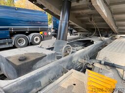 MERCEDES-BENZ Arocs 3240 8X4 BB Meiller Dreiseitenkipper Alu