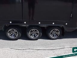 BRIAN JAMES TRAILERS Race Transporter 7, Seilwinde, elektr. Klappe