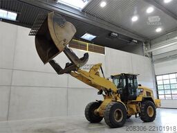 CATERPILLAR 938M