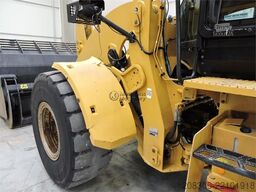CATERPILLAR 938M