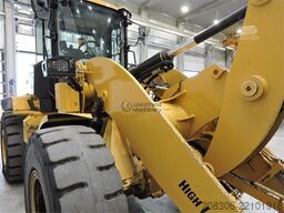 CATERPILLAR 938M