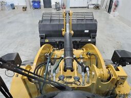 CATERPILLAR 938M