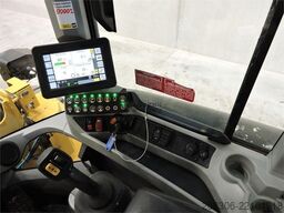 CATERPILLAR 938M