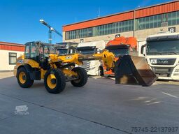 JCB TM 320 T4F * AGRI * Q-FIT * 40Km/h * VOLLGUMMI *